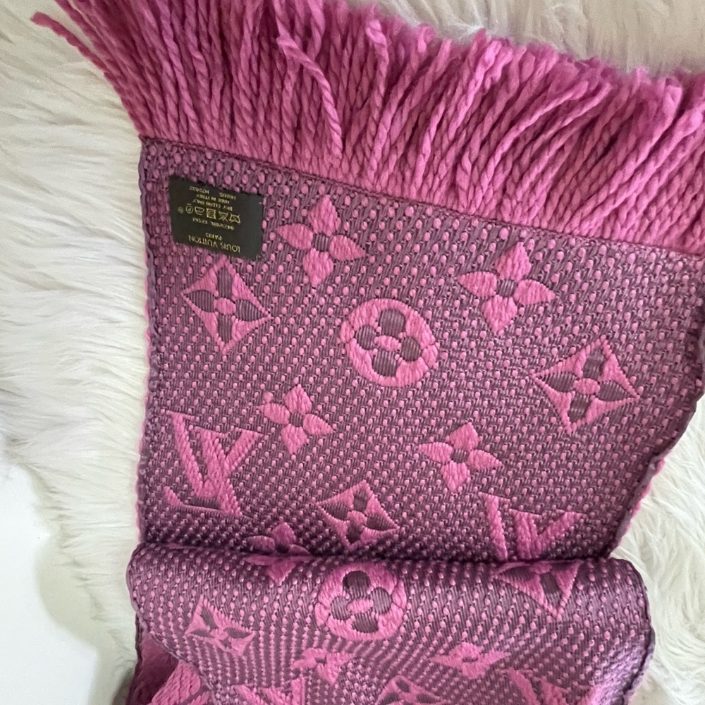 Louis Vuitton Echarpe Stole Scarf/Muffler. - Picture 8 of 11